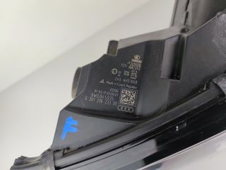 bontott AUDI A4 B9 Bal Ledes Fényszóró