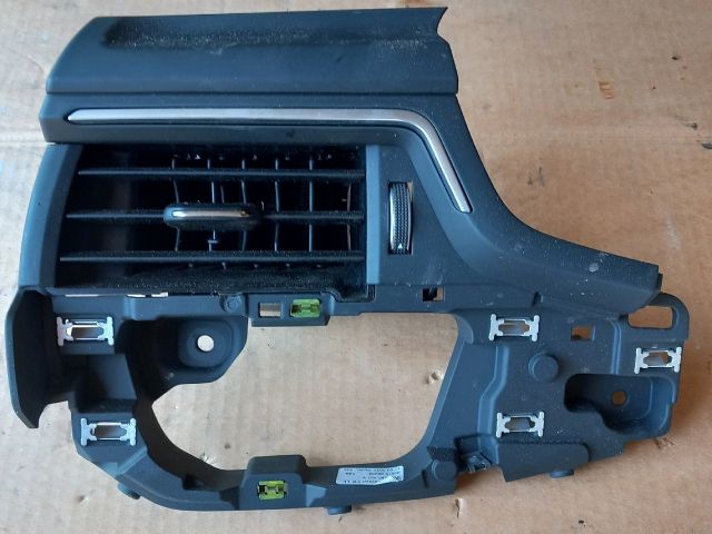 bontott AUDI A4 B9 Bal Szellőző