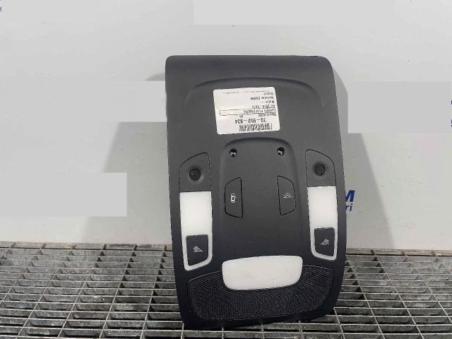 bontott AUDI A4 B9 Beltér Világítás Első