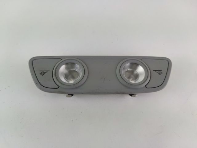 bontott AUDI A4 B9 Beltér Világítás Hátsó