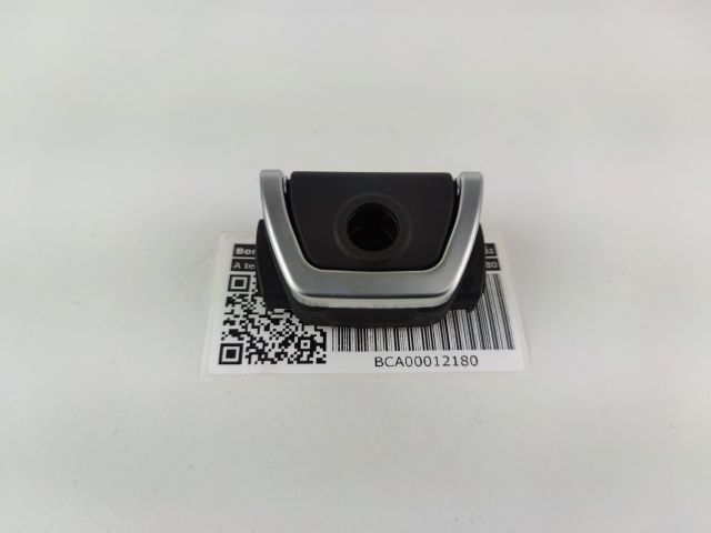 bontott AUDI A4 B9 Csomagrögzítő