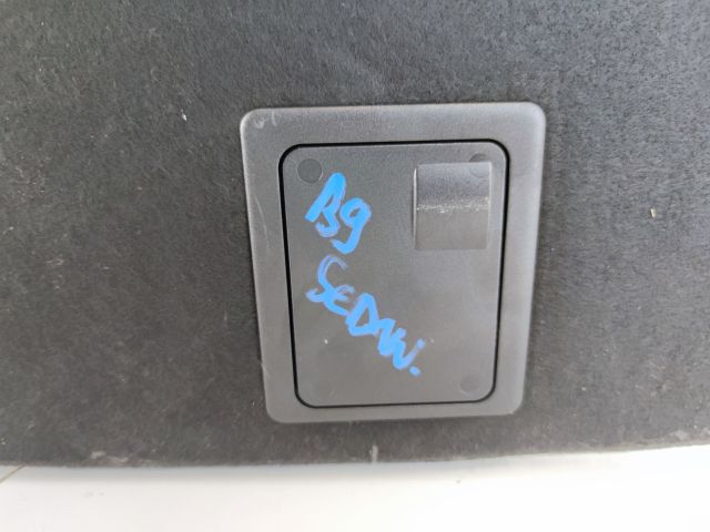 bontott AUDI A4 B9 Csomagtér Kárpit