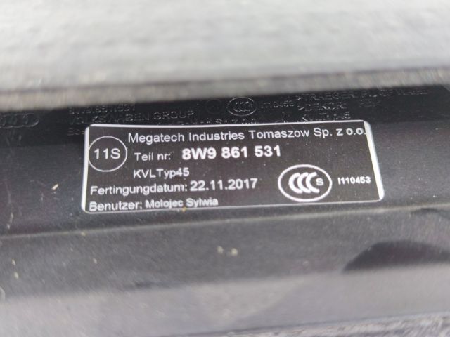 bontott AUDI A4 B9 Csomagtér Kárpit