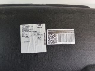 bontott AUDI A4 B9 Csomagtérajtó Burkolat Alsó