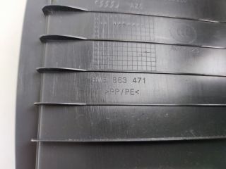 bontott AUDI A4 B9 Csomagtérajtó Díszléc