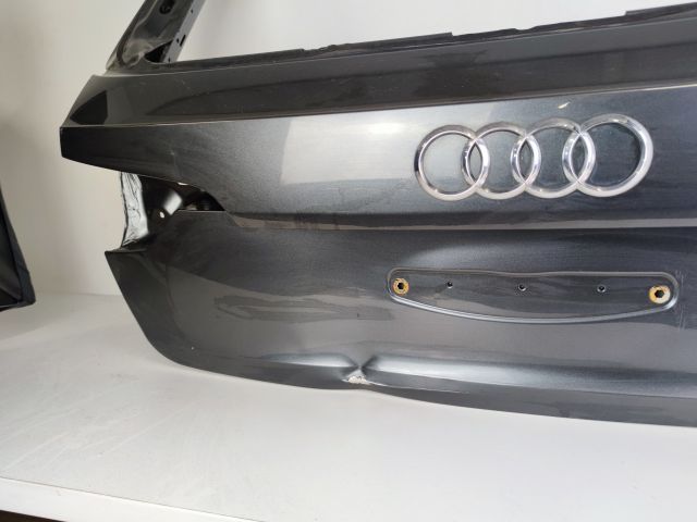 bontott AUDI A4 B9 Csomagtérajtó (Üres lemez)