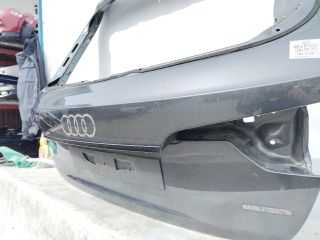 bontott AUDI A4 B9 Csomagtérajtó (Üres lemez)