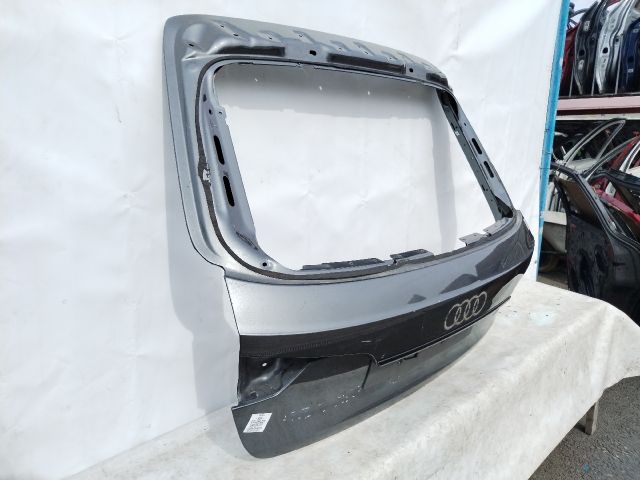 bontott AUDI A4 B9 Csomagtérajtó (Üres lemez)