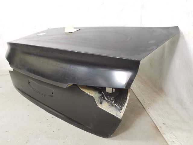 bontott AUDI A4 B9 Csomagtérajtó (Üres lemez)