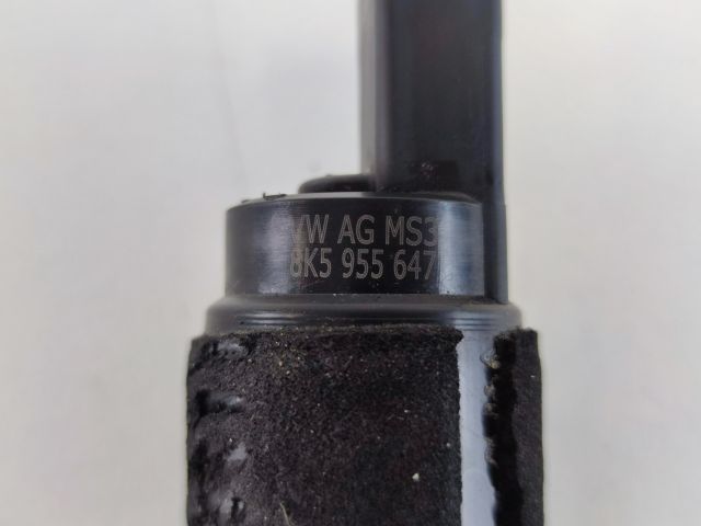 bontott AUDI A4 B9 Első Ablakmosó Szivattyú