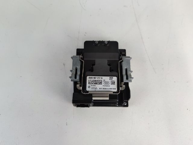 bontott AUDI A4 B9 Első Éjjellátó Kamera