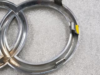 bontott AUDI A4 B9 Első Embléma