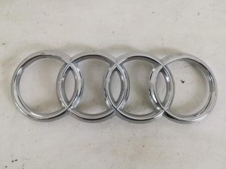 bontott AUDI A4 B9 Első Embléma