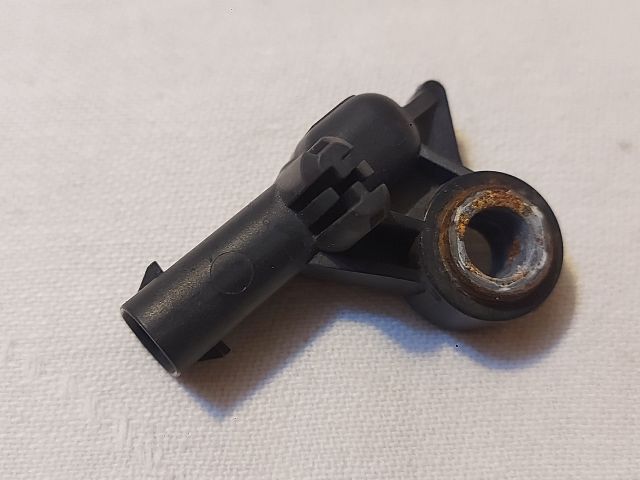 bontott AUDI A4 B9 Első Középső Ütközés Érzékelő (Homlokfalon)