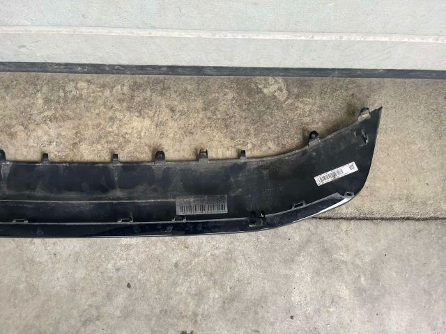 bontott AUDI A4 B9 Első Lökhárító Alsó (Műanyag)