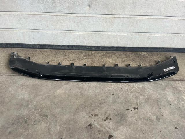 bontott AUDI A4 B9 Első Lökhárító Alsó (Műanyag)