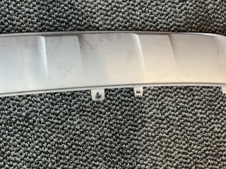 bontott AUDI A4 B9 Első Lökhárító Légterelő