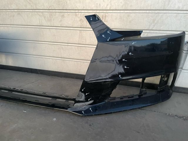 bontott AUDI A4 B9 Első Lökhárító (Üresen)