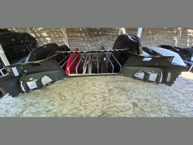 bontott AUDI A4 B9 Első Lökhárító (Üresen)