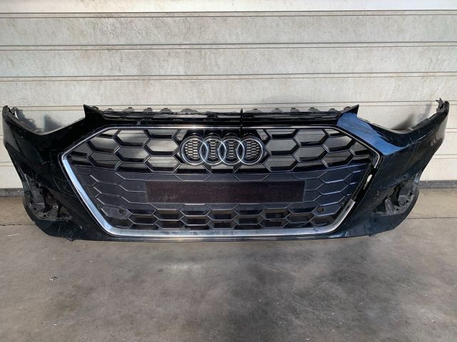 bontott AUDI A4 B9 Első Lökhárító (Üresen)