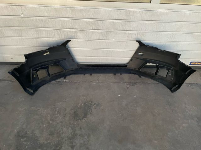 bontott AUDI A4 B9 Első Lökhárító (Üresen)