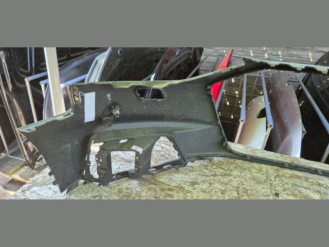 bontott AUDI A4 B9 Első Lökhárító (Üresen)