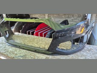 bontott AUDI A4 B9 Első Lökhárító (Üresen)