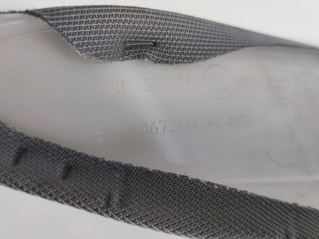 bontott AUDI A4 B9 Első Szélvédő Bal Díszléc