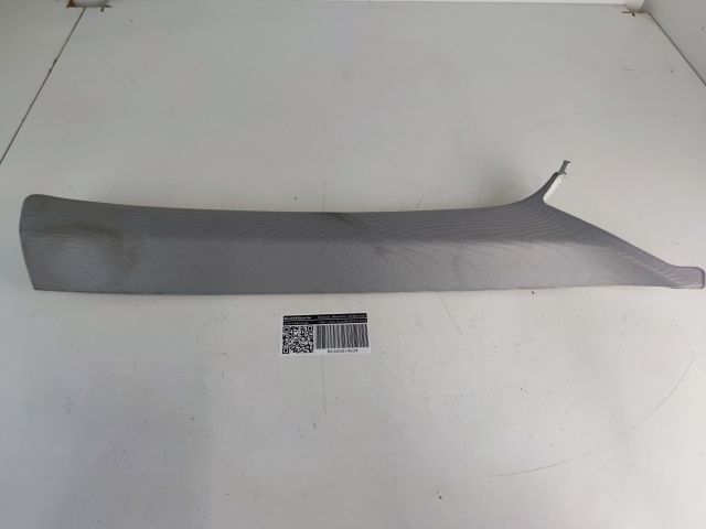 bontott AUDI A4 B9 Első Szélvédő Jobb Díszléc