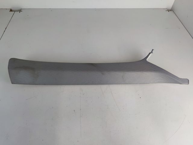 bontott AUDI A4 B9 Első Szélvédő Jobb Díszléc