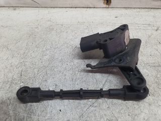 bontott AUDI A4 B9 Első Xenon Szintszabályzó Jeladó