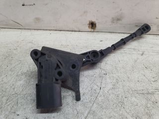 bontott AUDI A4 B9 Első Xenon Szintszabályzó Jeladó