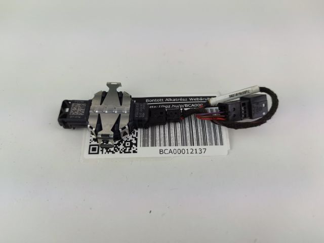 bontott AUDI A4 B9 Eső Érzékelő