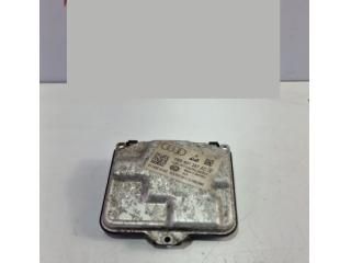 bontott AUDI A4 B9 Fényszóró Elektronika