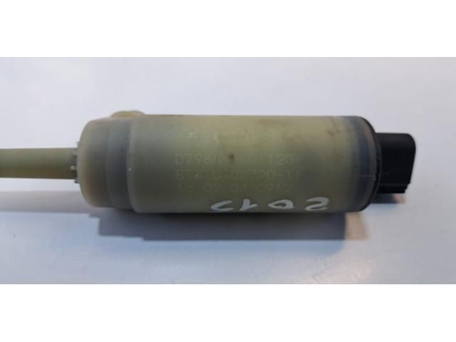 bontott AUDI A4 B9 Fényszórómosó Szivattyú