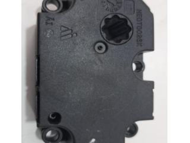 bontott AUDI A4 B9 Fűtés Állító Motor