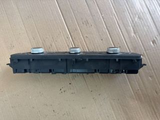 bontott AUDI A4 B9 Fűtéskapcsoló (manuális klímás)