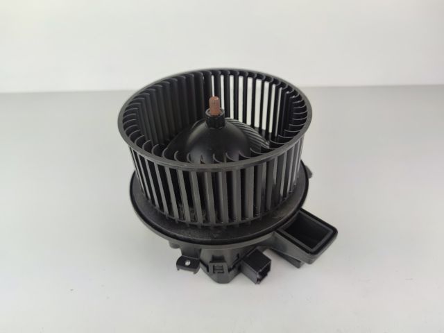 bontott AUDI A4 B9 Fűtőmotor (Klímás)