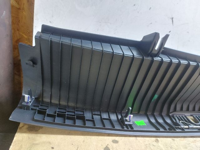 bontott AUDI A4 B9 Hátfal Burkolat