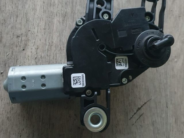bontott AUDI A4 B9 Hátsó Ablaktörlő Motor