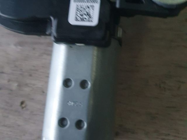 bontott AUDI A4 B9 Hátsó Ablaktörlő Motor