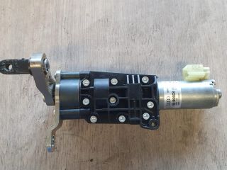 bontott AUDI A4 B9 Hátsó Ablaktörlő Motor