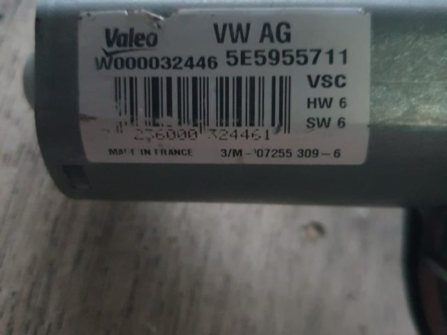 bontott AUDI A4 B9 Hátsó Ablaktörlő Motor