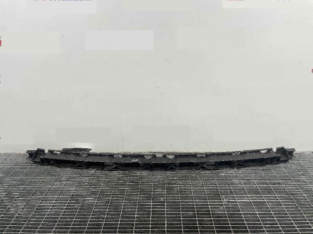 bontott AUDI A4 B9 Hátsó középső Lökhárító Tartó (Műanyag)