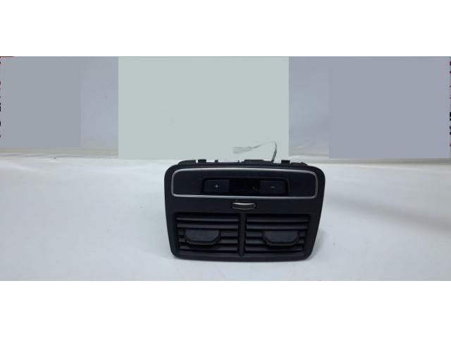 bontott AUDI A4 B9 Hátsó középső Szellőző