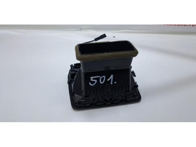 bontott AUDI A4 B9 Hátsó középső Szellőző