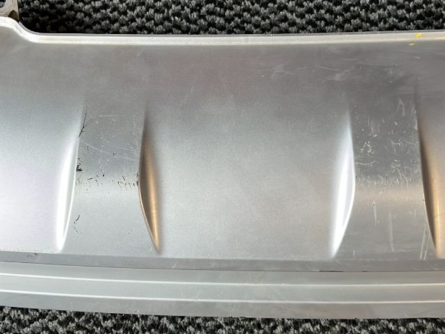 bontott AUDI A4 B9 Hátsó Lökhárító Légterelő