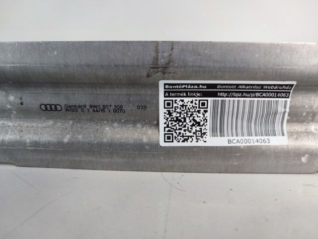bontott AUDI A4 B9 Hátsó Lökhárító Merevítő (Fém)
