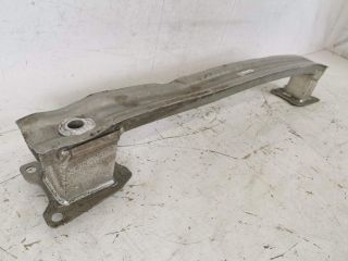 bontott AUDI A4 B9 Hátsó Lökhárító Merevítő (Fém)