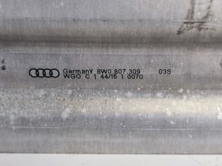 bontott AUDI A4 B9 Hátsó Lökhárító Merevítő (Fém)